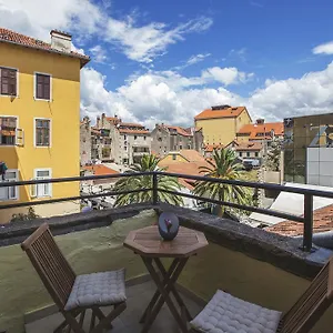 Bed & Atmosphere Pensionat Split